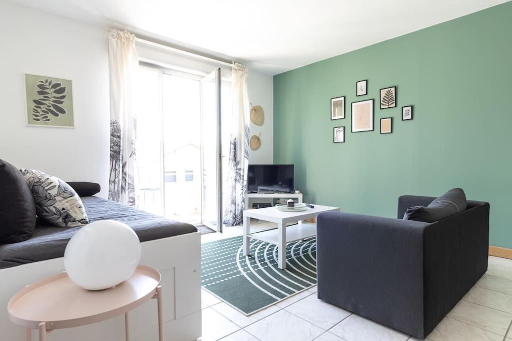 Beautiful Apartment With Terrace + Private Parking Toulouse Exterior photo