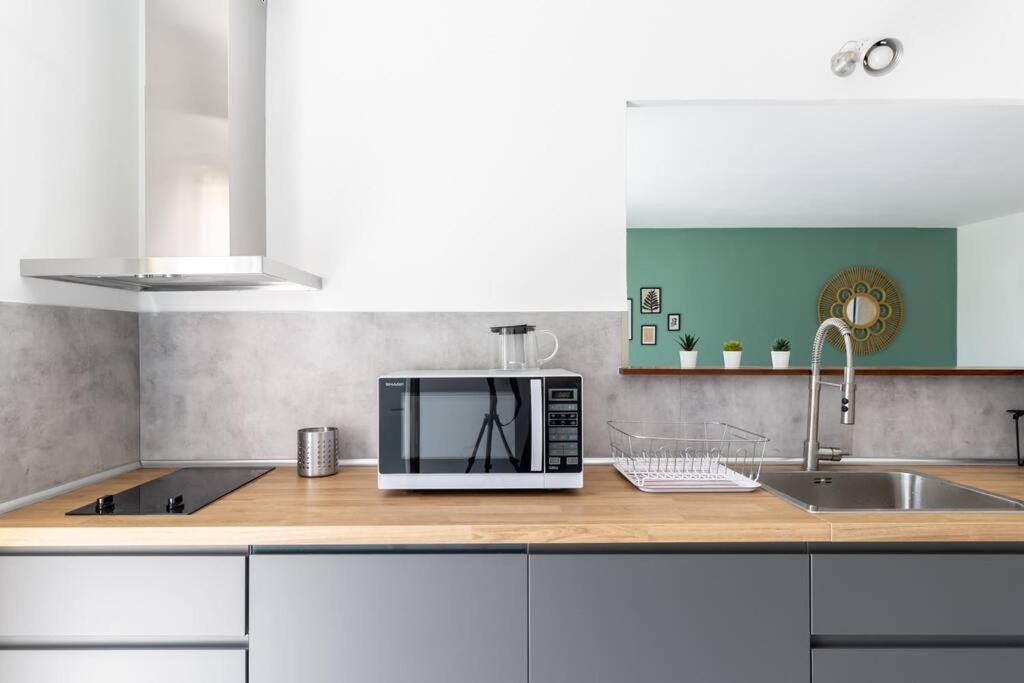 Beautiful Apartment With Terrace + Private Parking Toulouse Exterior photo